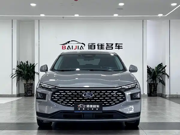Ford Mondeo 2025