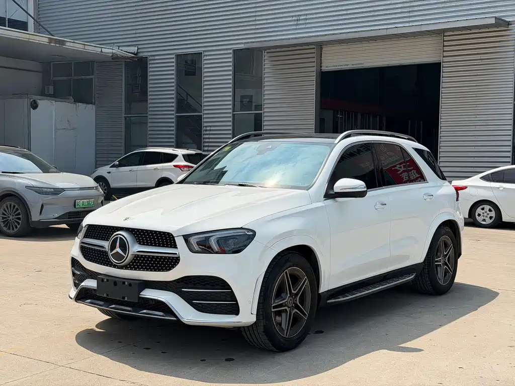 Mercedes-Benz GLE 2021 — фото 1