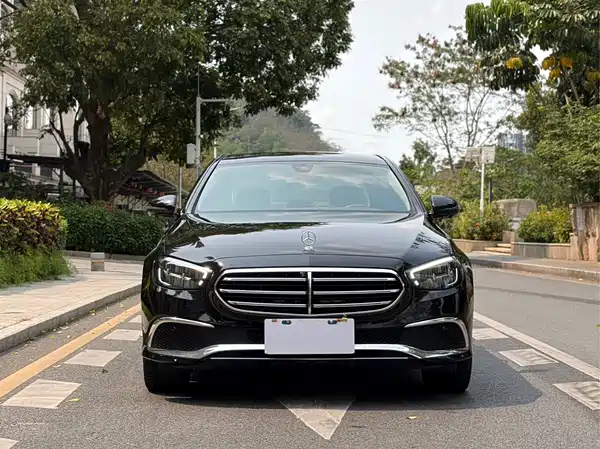Mercedes-Benz E-Class 2021