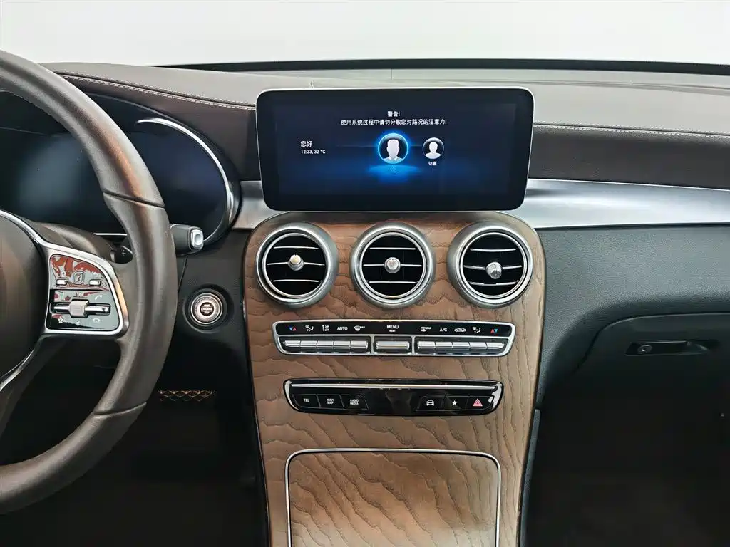 Mercedes-Benz GLC 2023 — фото 12
