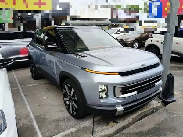 Geely ICON 2022