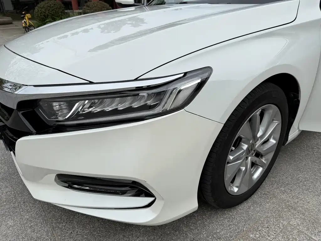 Honda Accord 2019 — фото 9