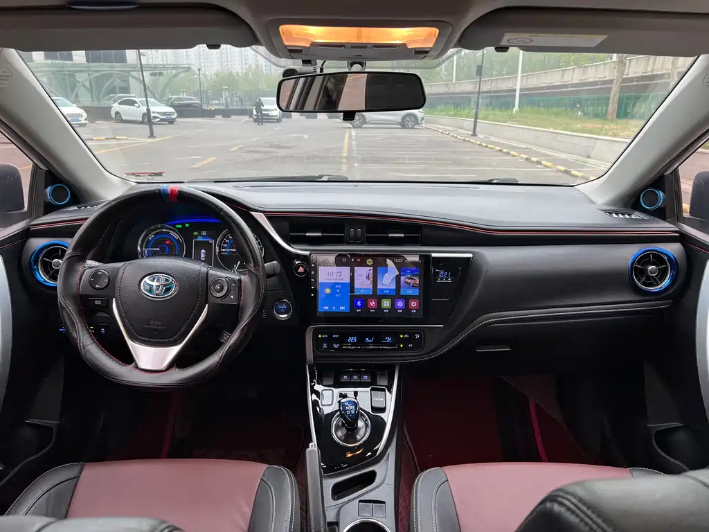 Toyota Corolla 2019 — фото 19