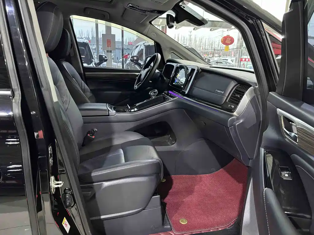 GAC Motor Trumpchi M8 2022 — фото 11