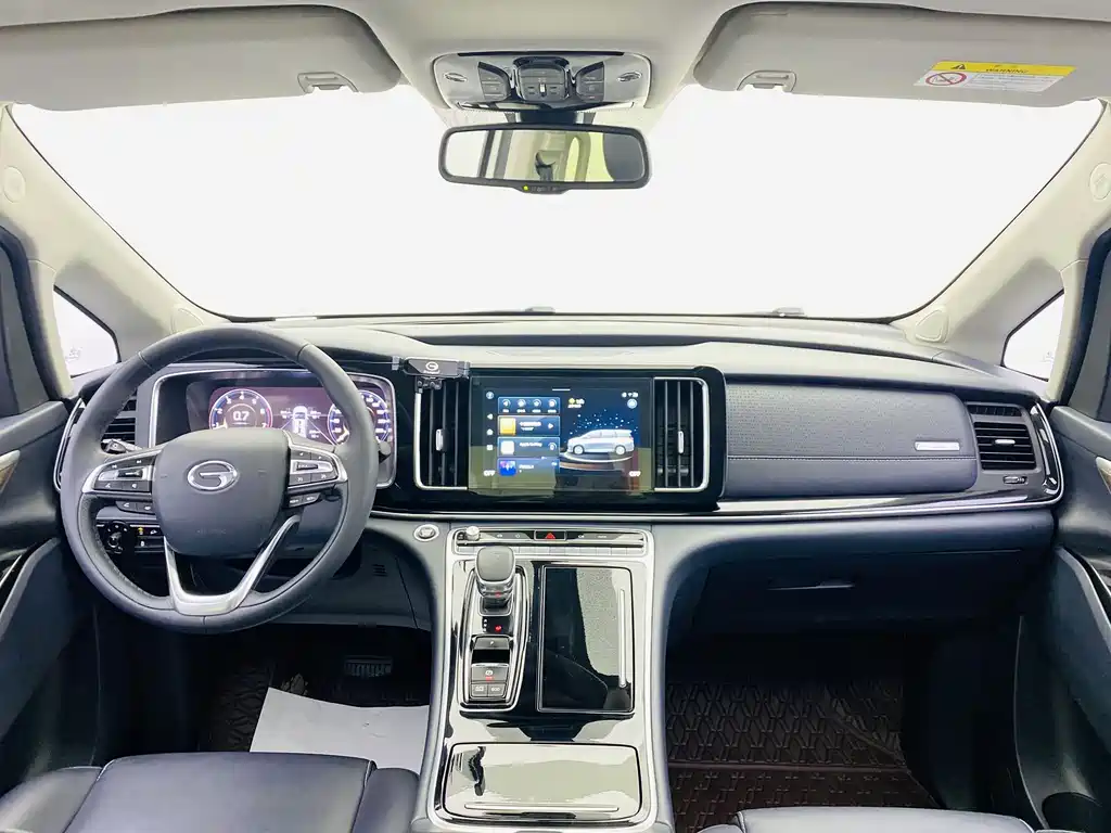 GAC Motor Trumpchi M8 2022 — фото 7
