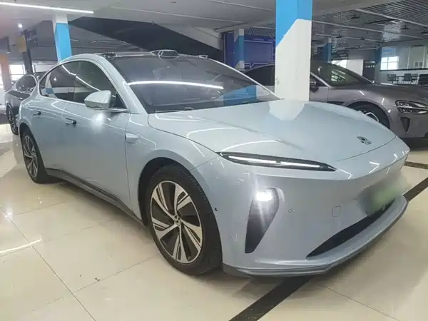 NIO ET5 2022