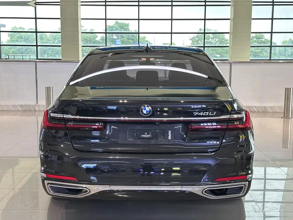 BMW 7 Series 2020 — фото 10