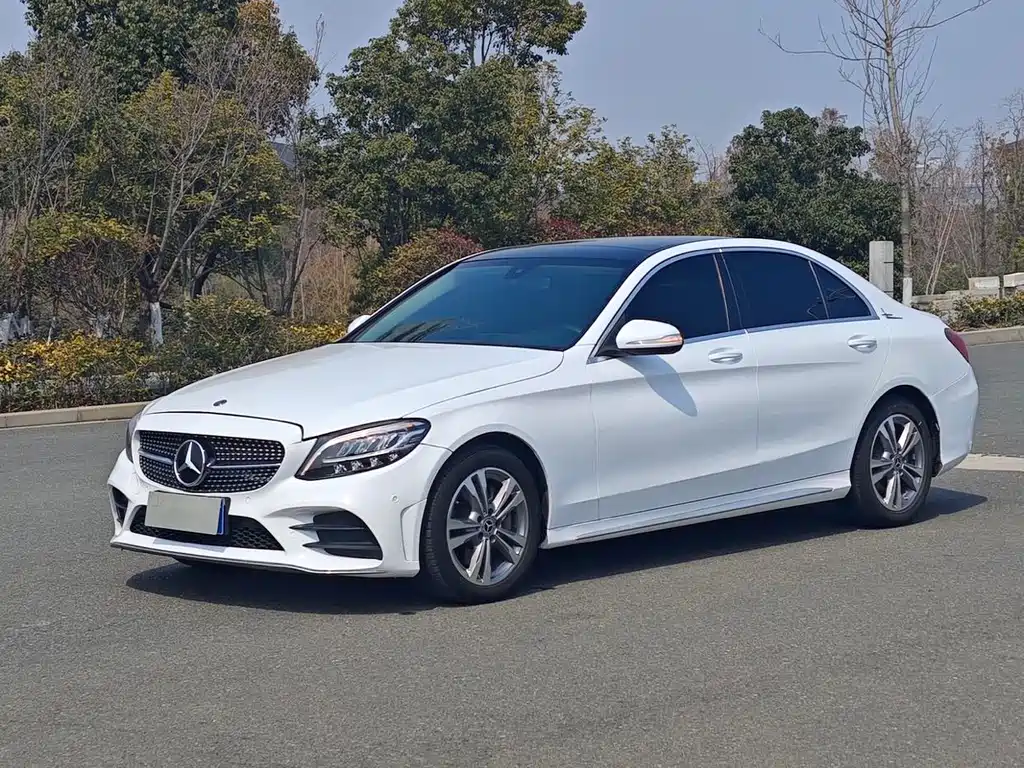 Mercedes-Benz C-Class 2021 — фото 17