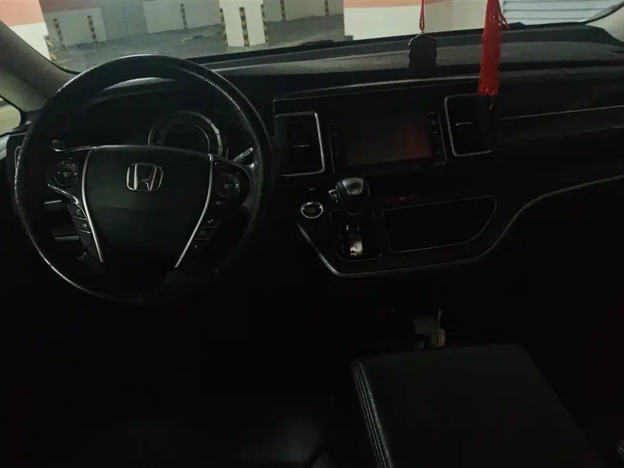 Honda Elysion 2019 — фото 12