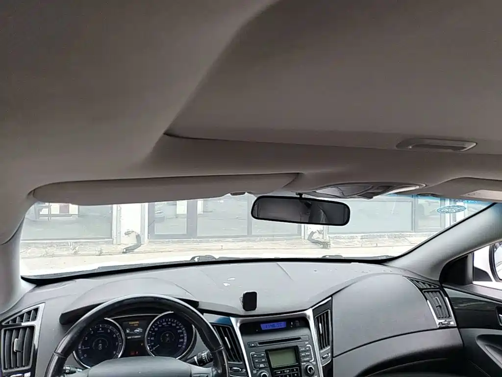 Hyundai Sonata 2016 — фото 18