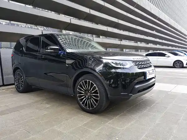 Land Rover Discovery 2018