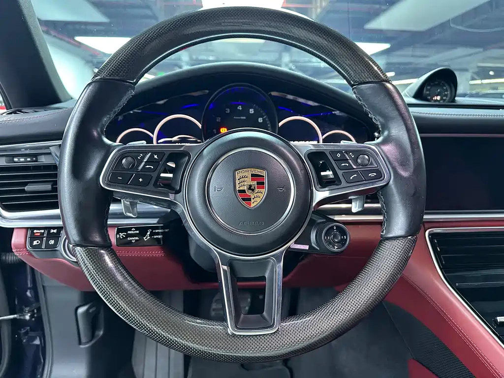 Porsche Panamera 2019 — фото 11