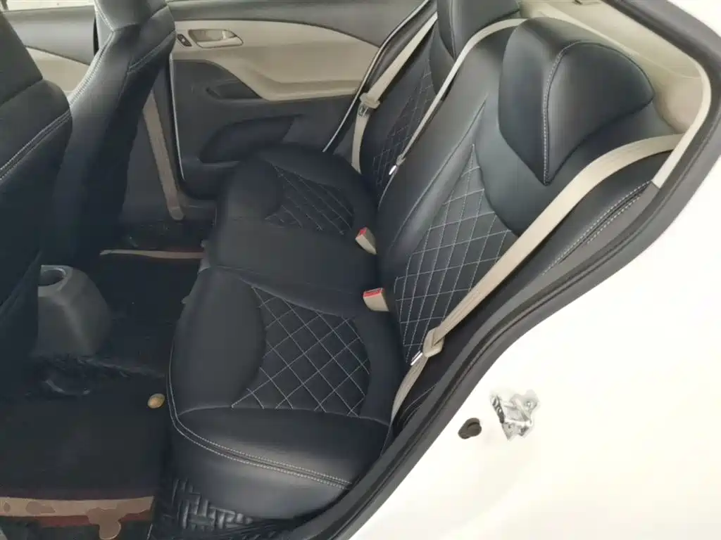 Chevrolet Sail 2015 — фото 17