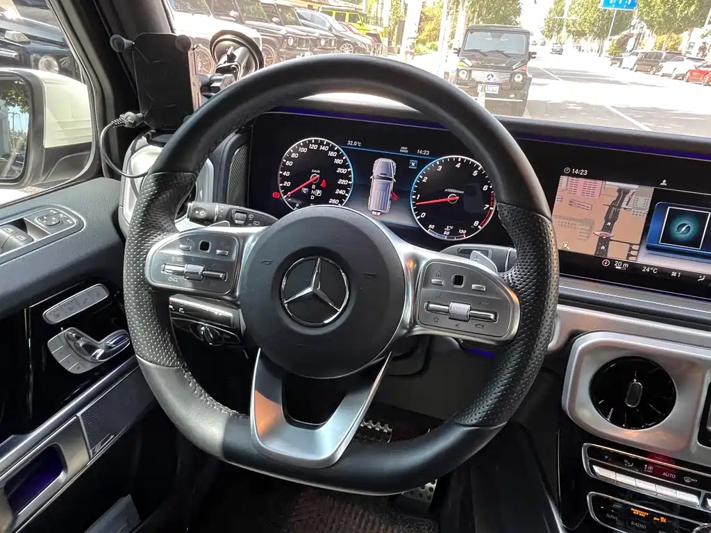 Mercedes-Benz G-Class 2020 — фото 13