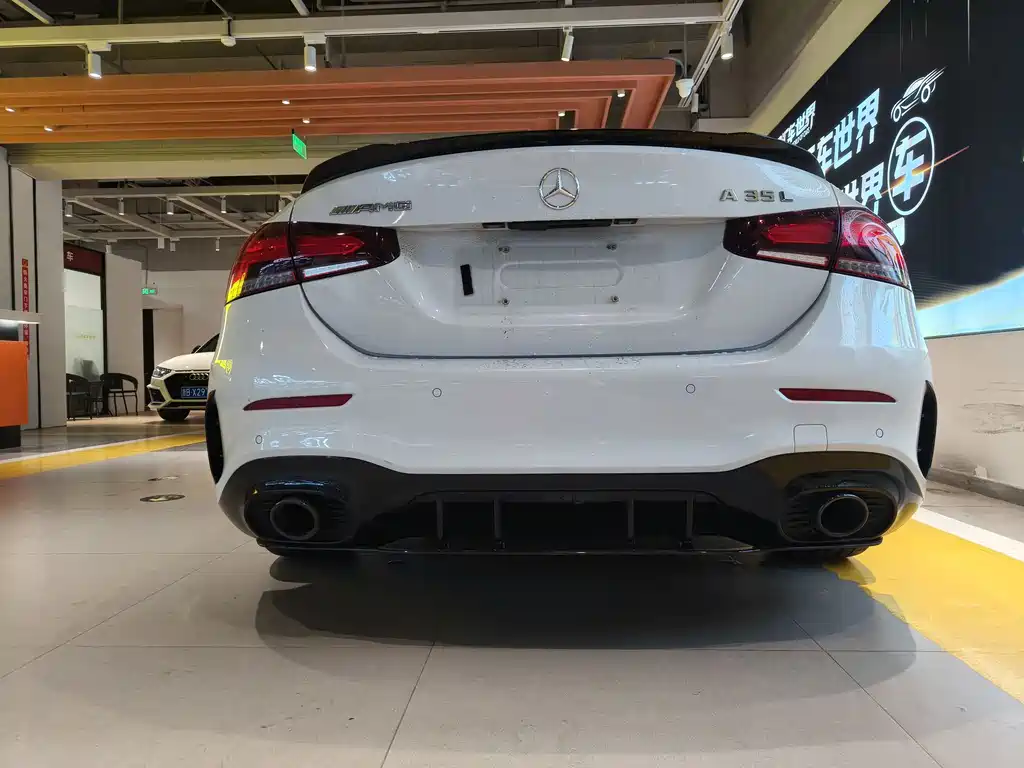 Mercedes-Benz A-Class AMG 2021 — фото 16