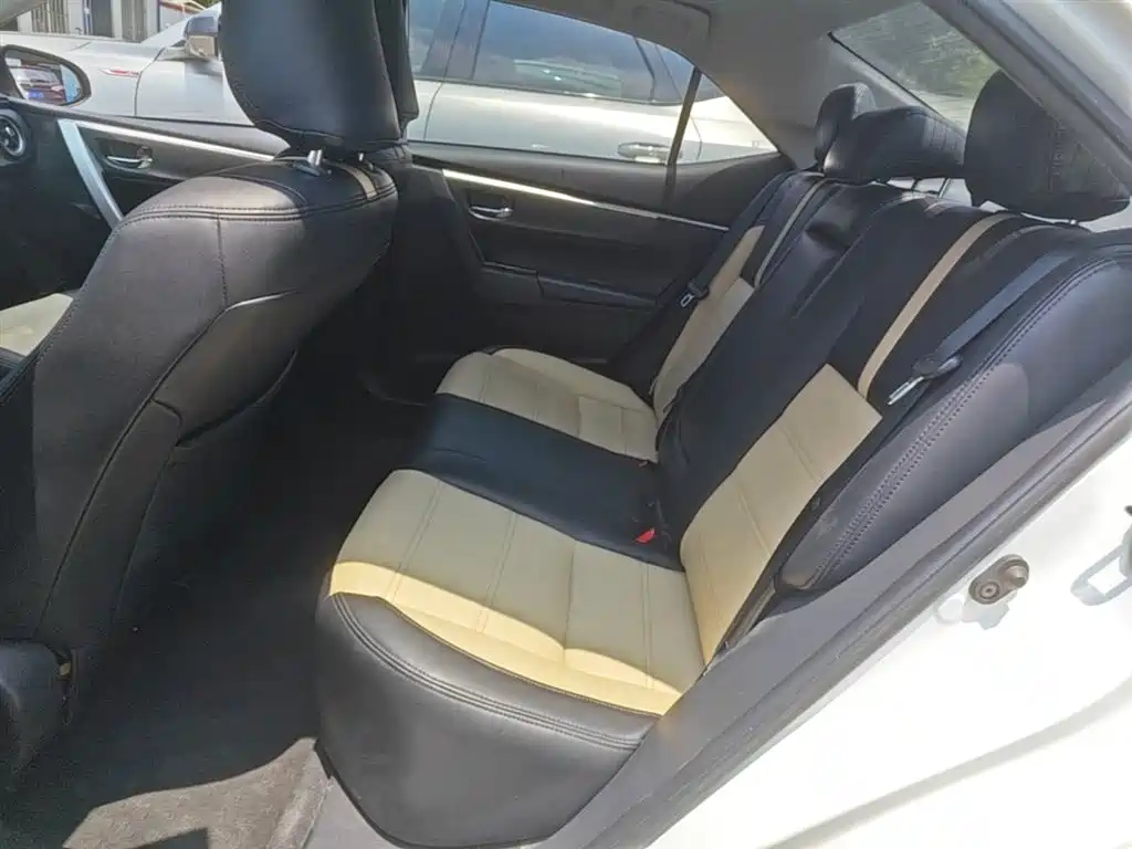 Toyota Corolla 2019 — фото 17