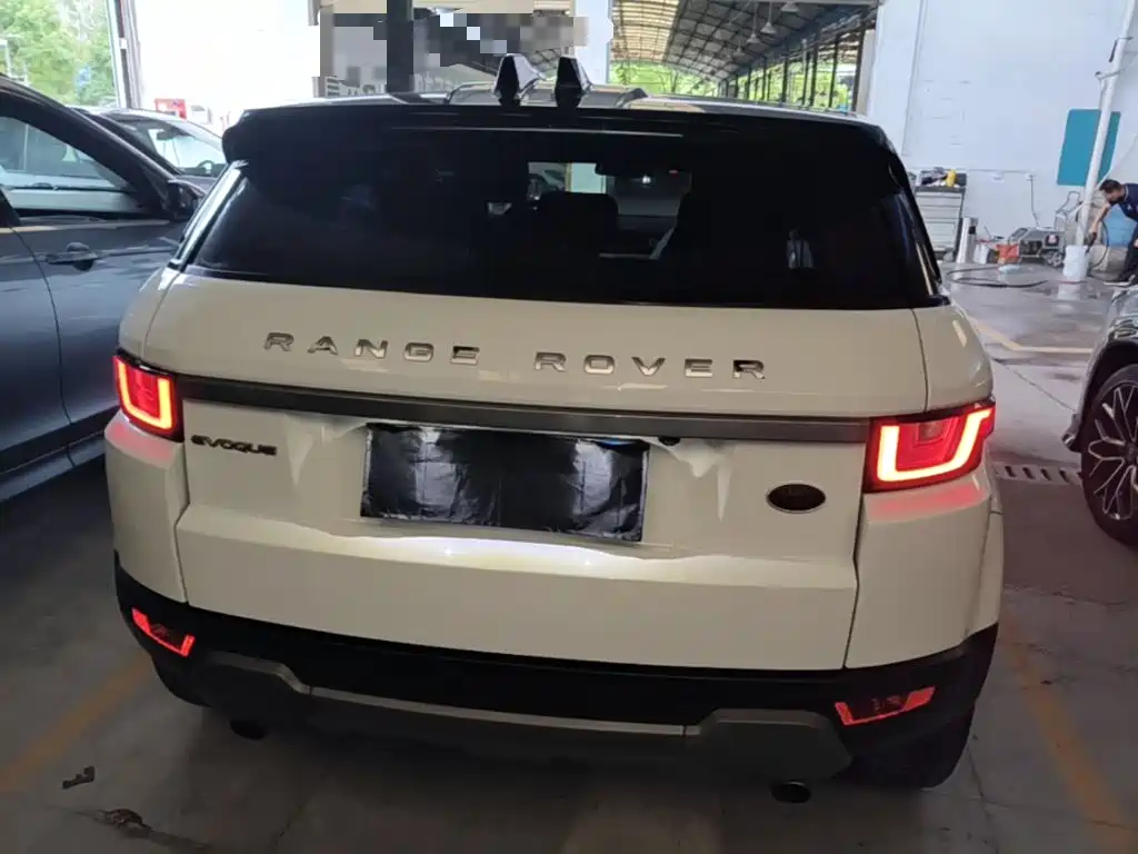 Land Rover Range Rover Evoque 2019 — фото 6