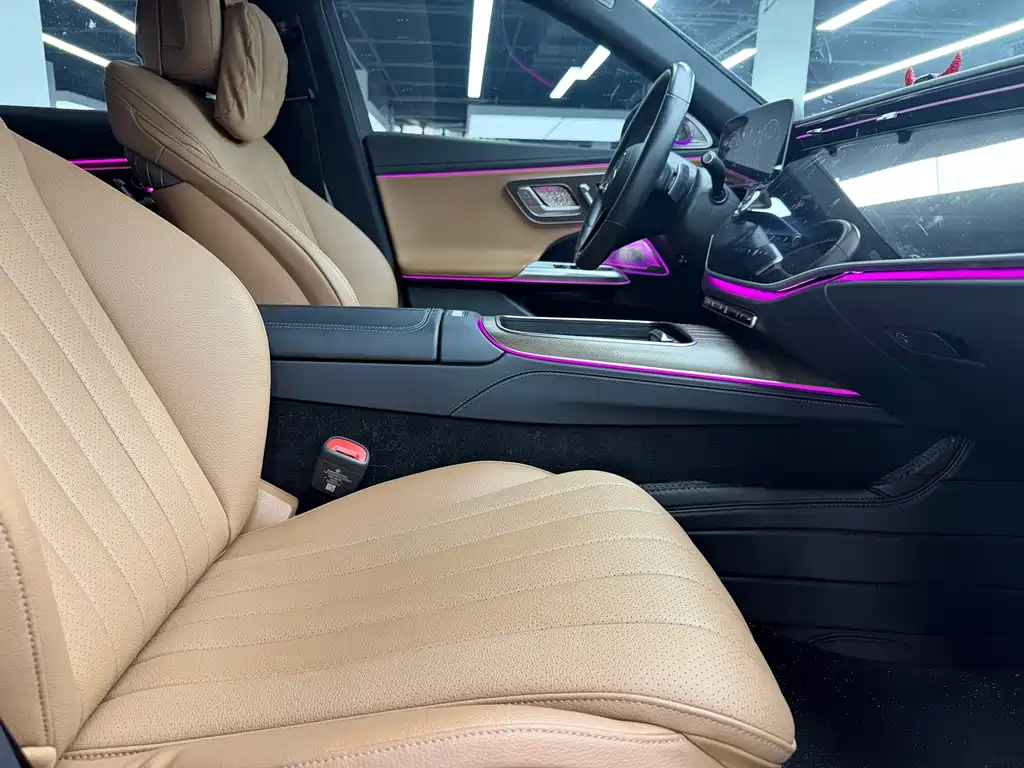 Mercedes-Benz E-Class 2025