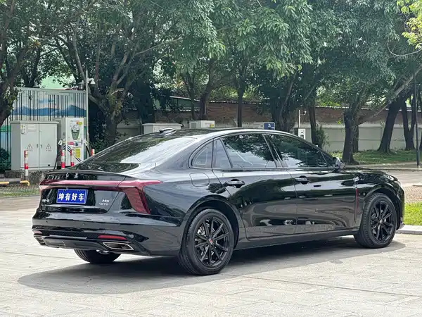 Hongqi H5 2025
