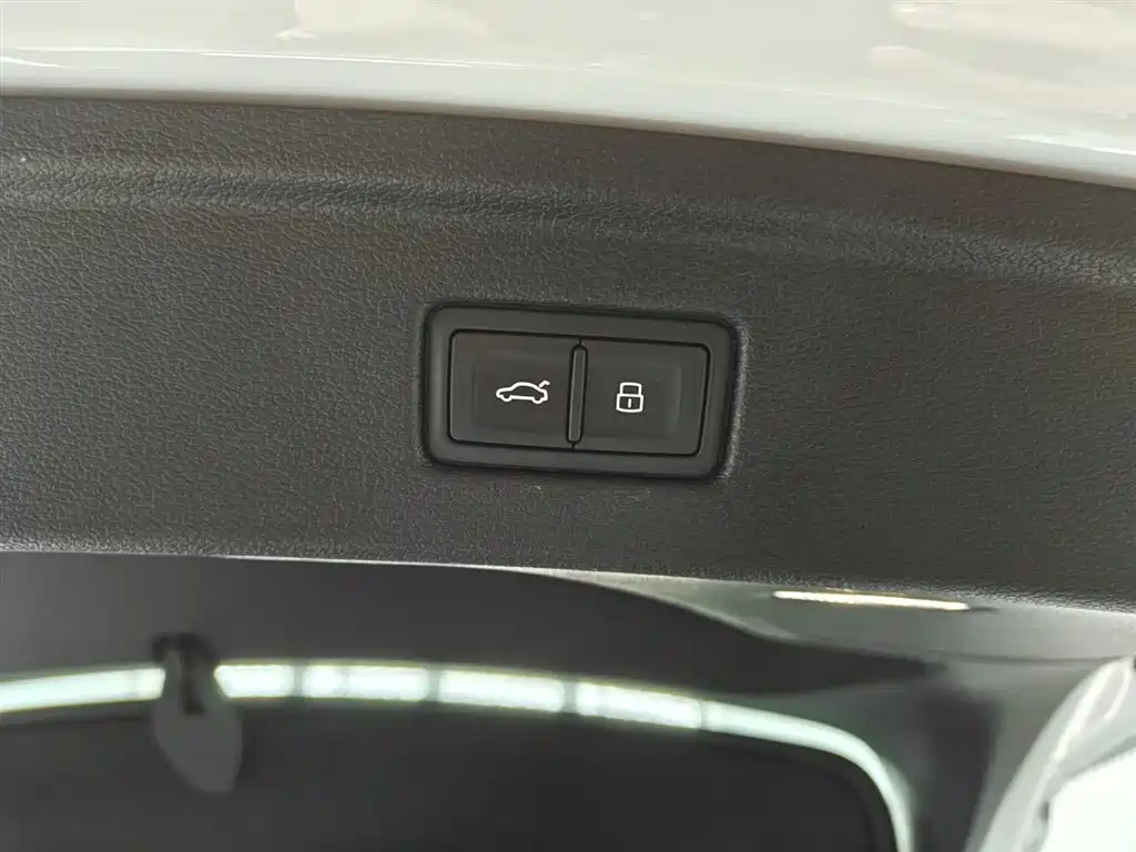 Audi A5 2023 — фото 13