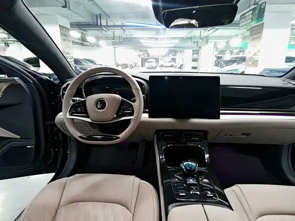 BYD Han 2024