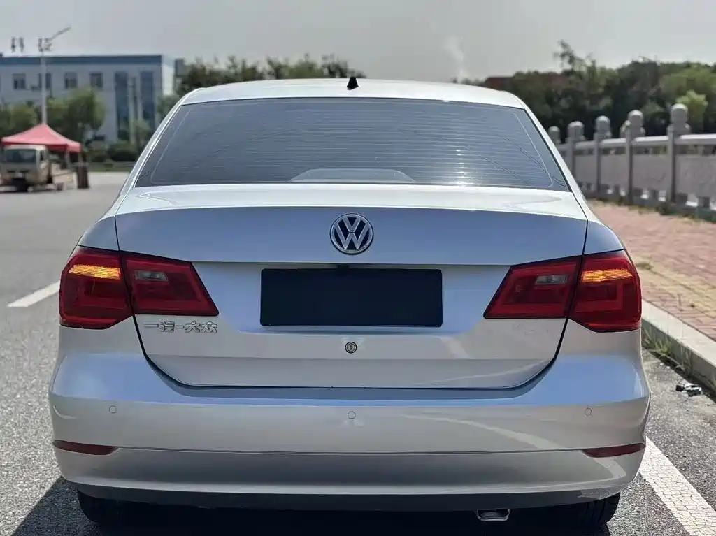 Volkswagen Jetta 2013