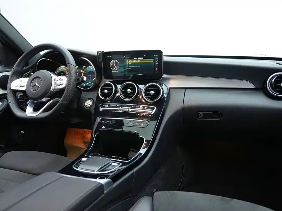 Mercedes-Benz C-Class 2019 — фото 10