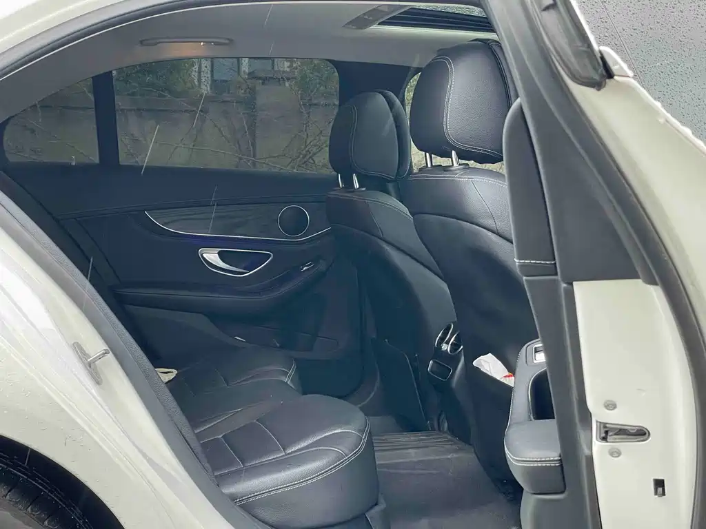 Mercedes-Benz C-Class 2020 — фото 14