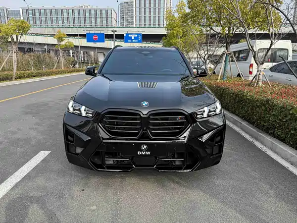 BMW X5 M 2025