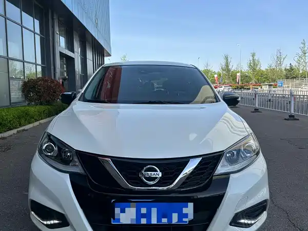 Nissan Tiida 2020