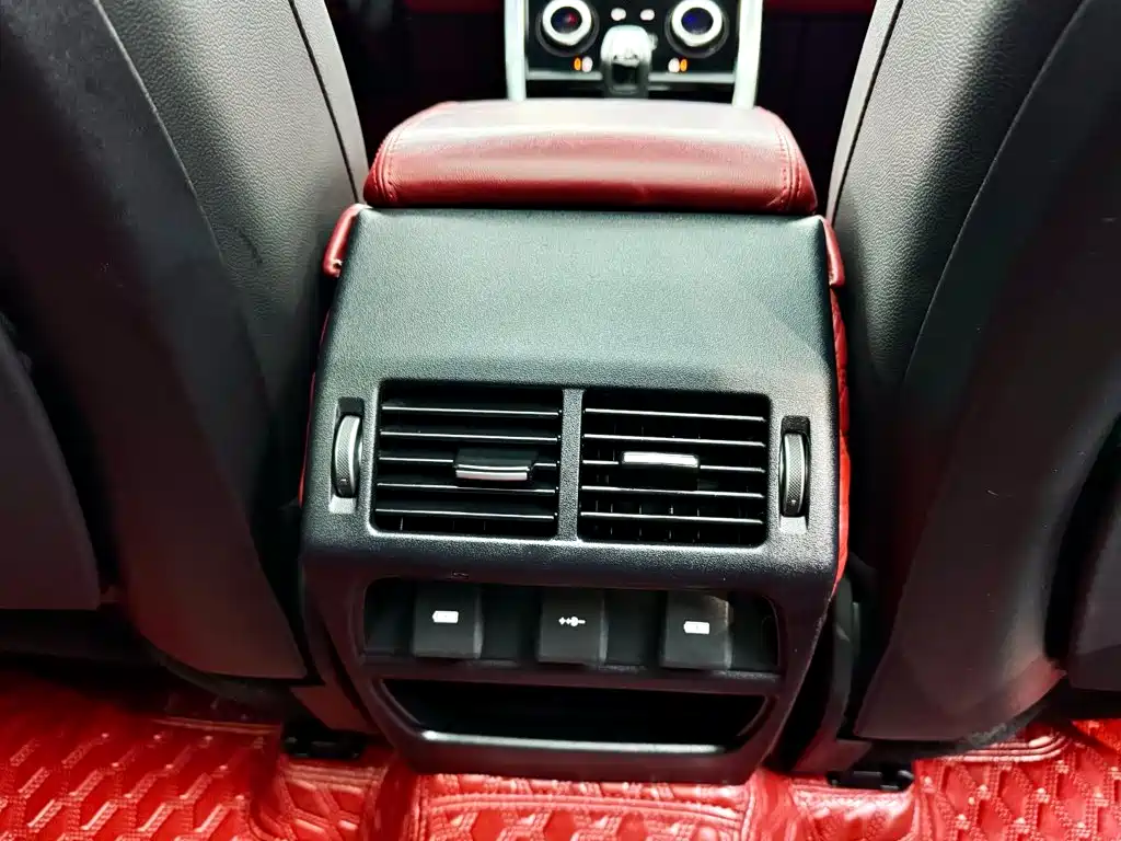 Land Rover Discovery Sport 2021 — фото 16