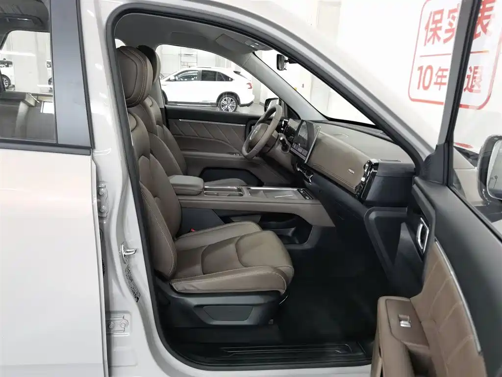 Wuling Starlight 560 EV 2026 — фото 23