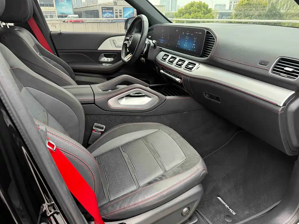 Mercedes-Benz GLE AMG 2024 — фото 10