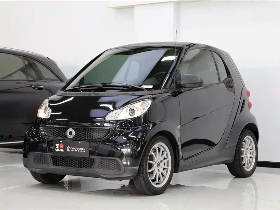 smart Fortwo 2012 — фото 16