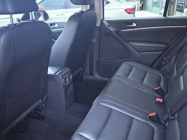 Volkswagen Tiguan 2015