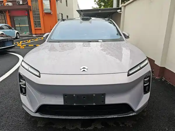 NIO ET5 2025