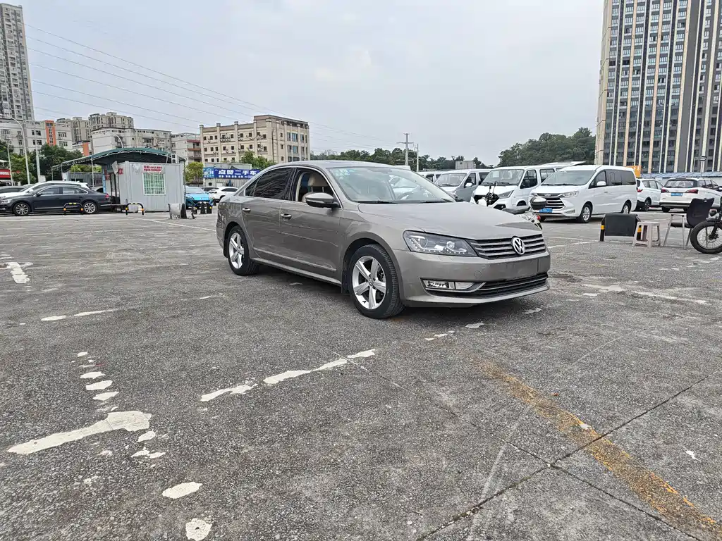 Volkswagen Passat 2013