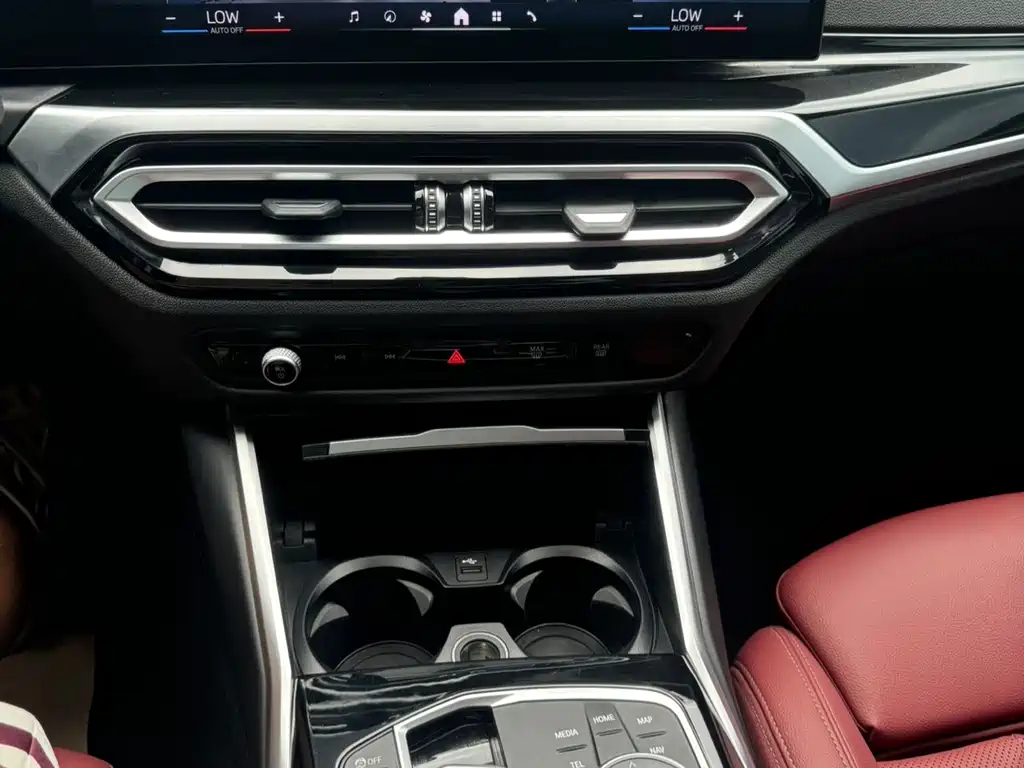 BMW 3 Series 2023 — фото 17