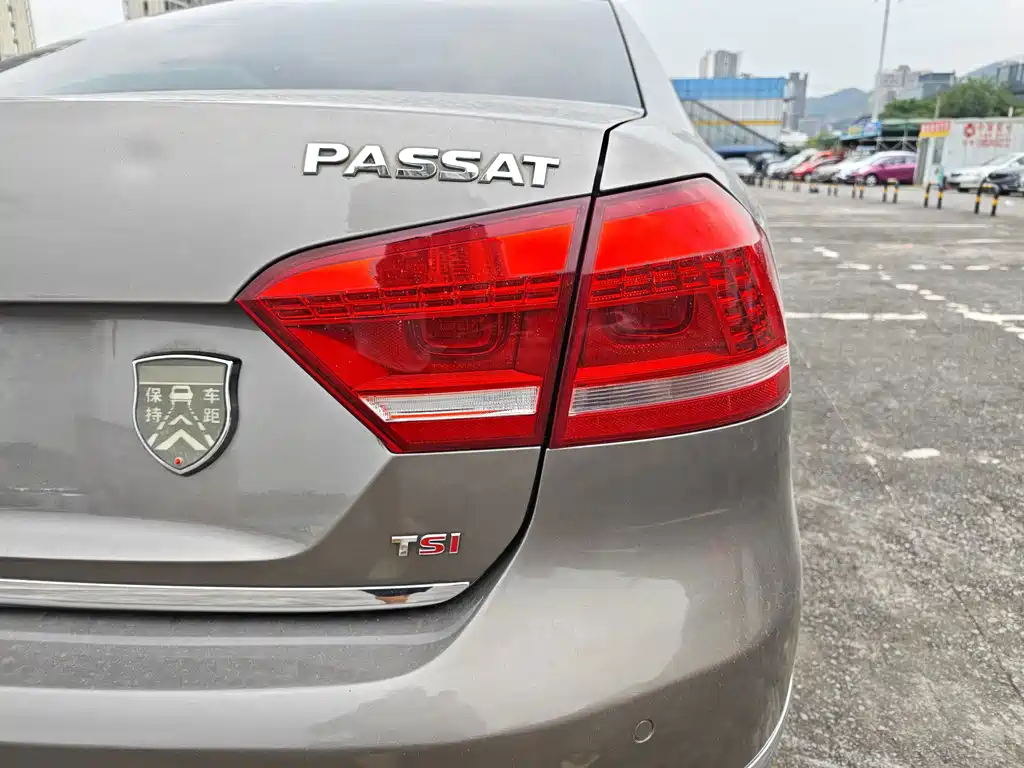 Volkswagen Passat 2013 — фото 13