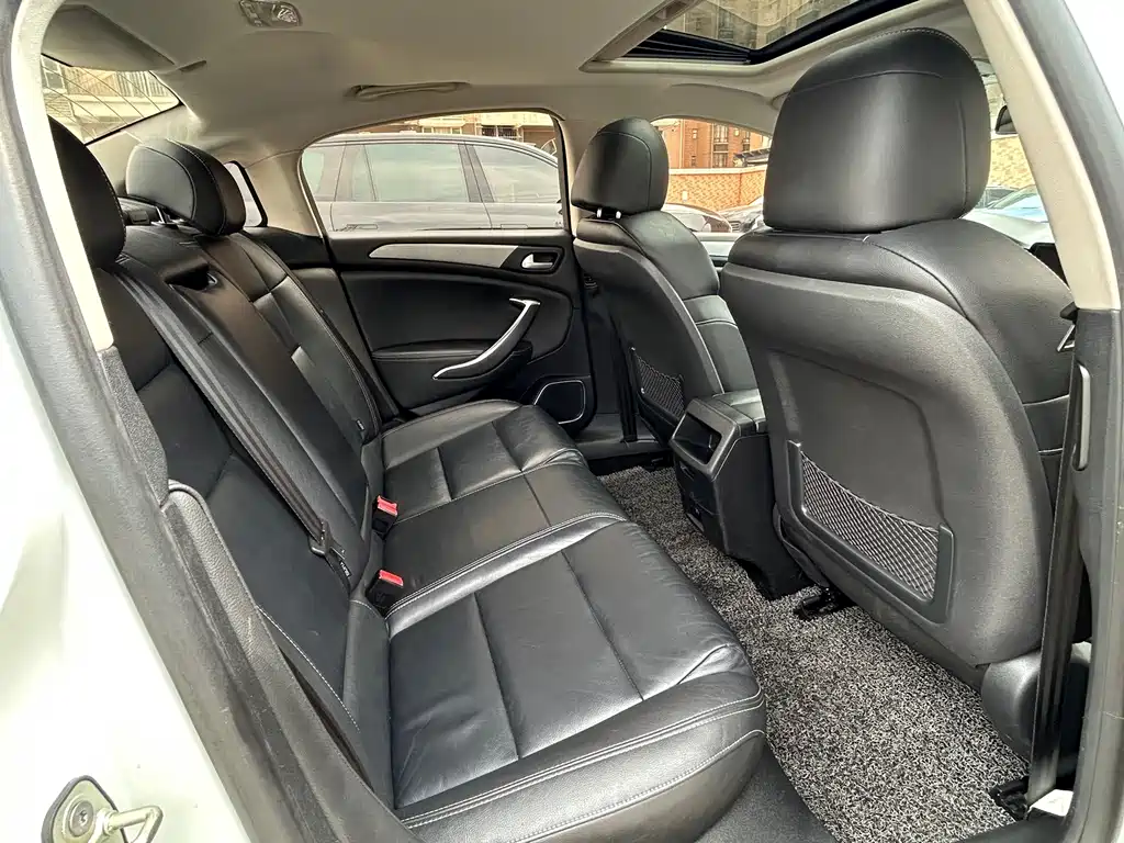 Citroën C5 2018 — фото 15