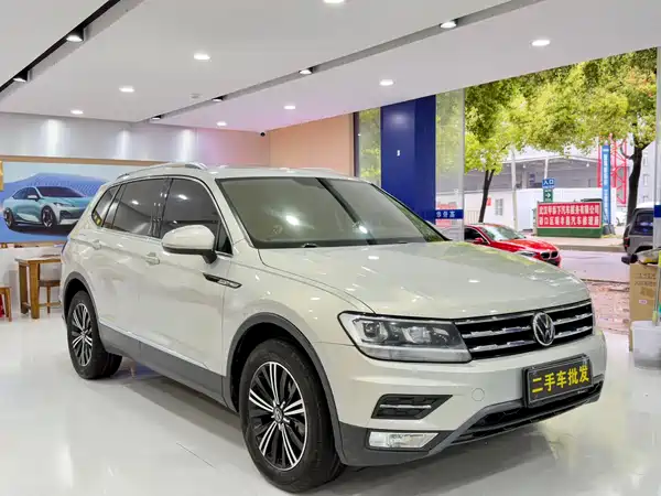 Volkswagen Tiguan L 2020