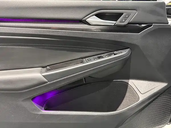 Volkswagen Golf 2021