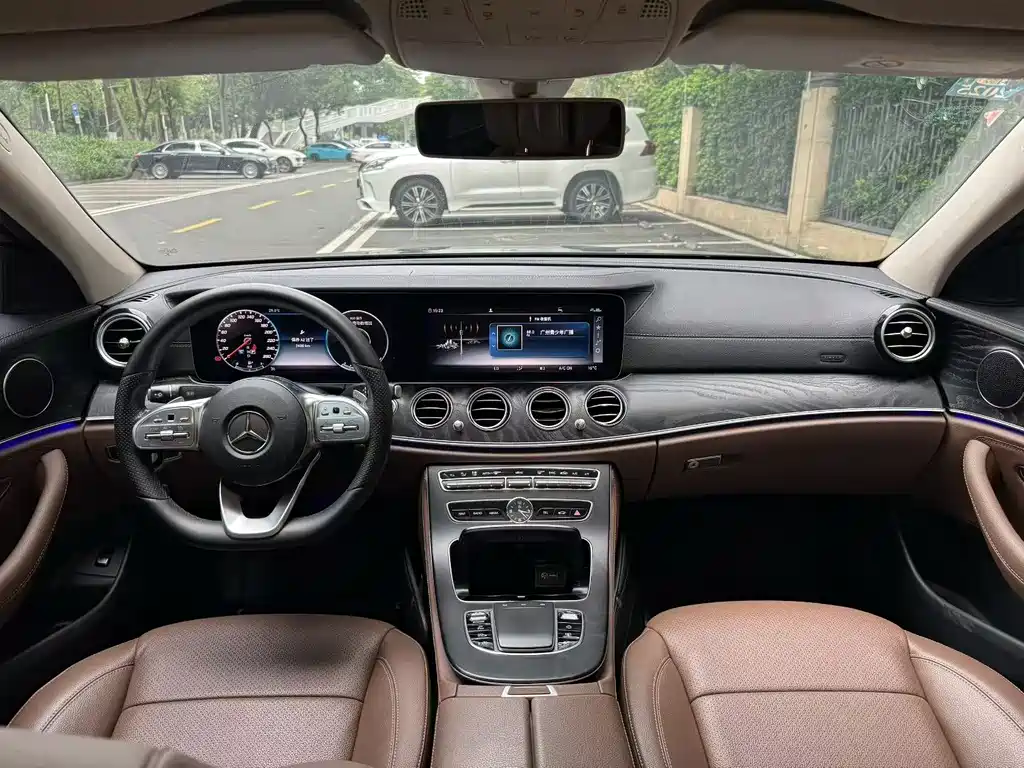 Mercedes-Benz E-Class 2019 — фото 6