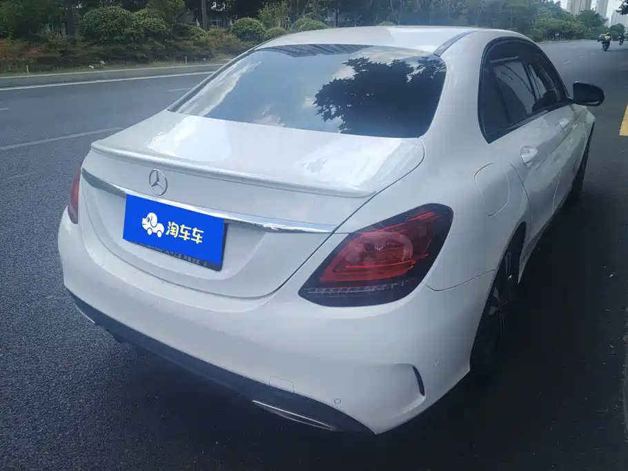 Mercedes-Benz C-Class 2020