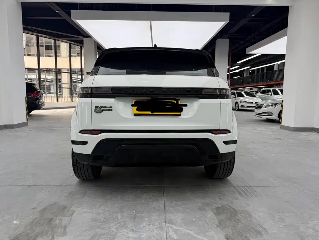 Land Rover Evoque 2021 — фото 11