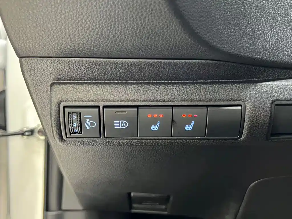 Toyota Corolla 2022 — фото 14