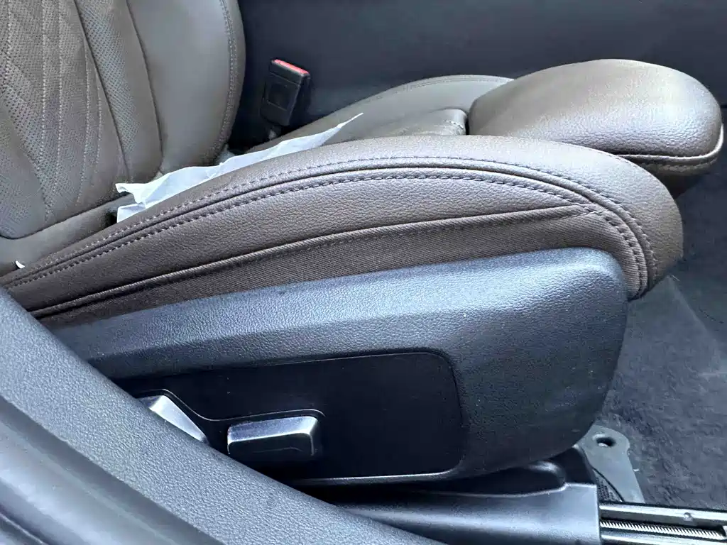 BMW 3 Series 2023 — фото 18
