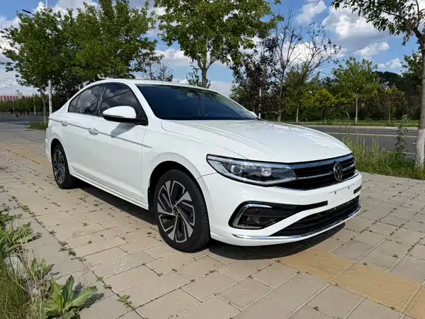 Volkswagen Bora 2022
