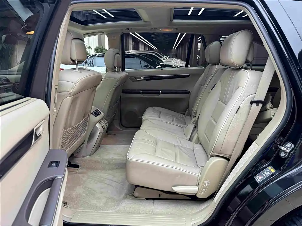 Mercedes-Benz R-Class 2017 — фото 11