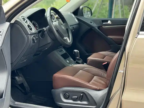 Volkswagen Tiguan 2015